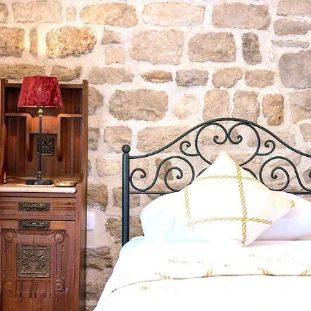 Luxe Ammarulla Guest house Split