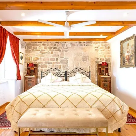 Luxe Ammarulla 4* Split